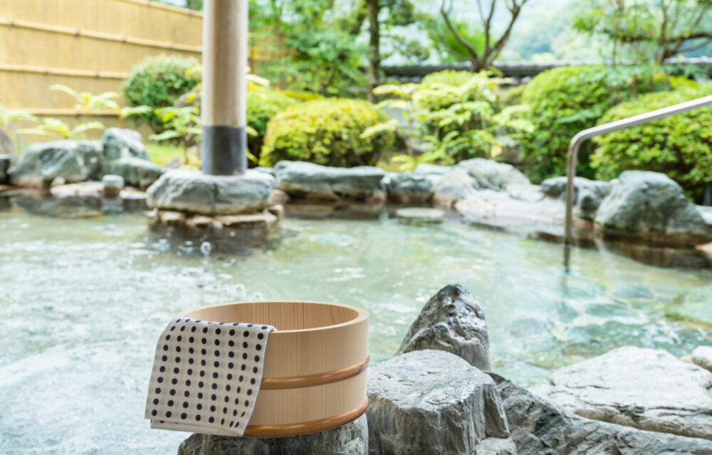 Title: Discovering Japanese Onsen: A Tradition of Relaxation 